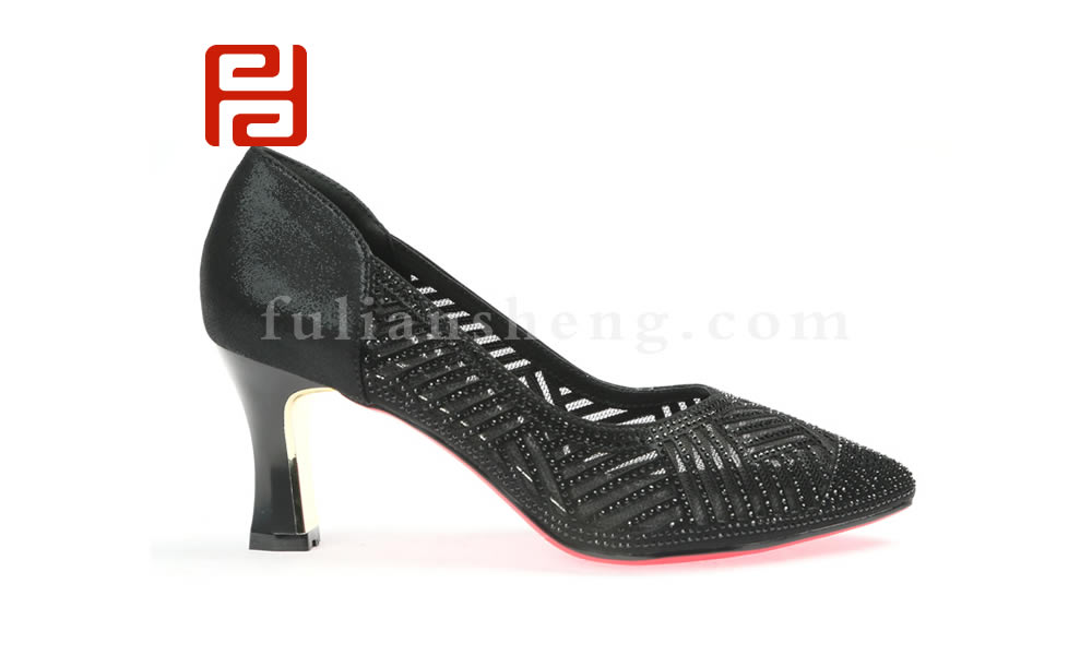夏季新款尖頭鏤空女鞋職業鞋 細高跟淺口水鉆網鞋圖片