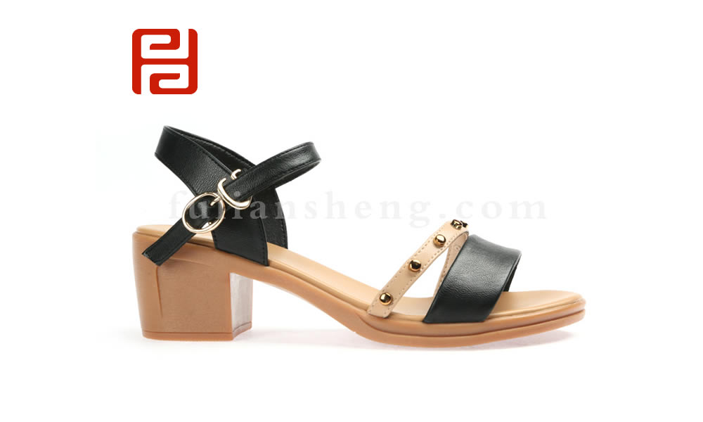 福連升涼鞋中跟粗跟橡膠底媽媽鞋 一字帶露趾百搭休閑女鞋圖片