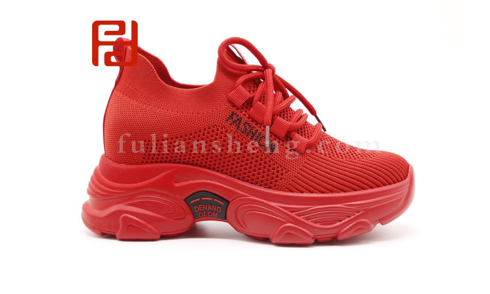 中國(guó)紅內(nèi)增高女鞋厚底棉麻透氣健步媽媽鞋圖片