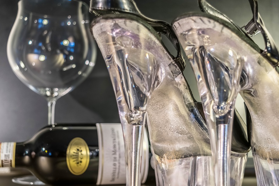 水晶鞋-水晶鞋什么樣啊(圖1)