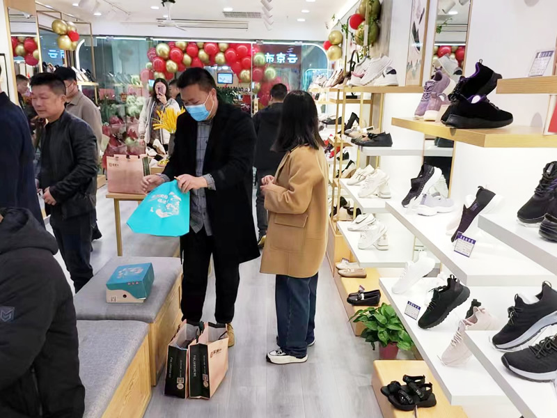 實體鞋店的鞋子利潤多大才賺錢?