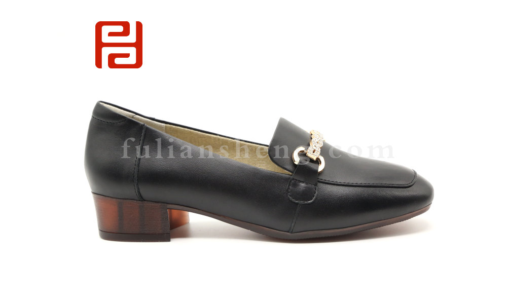 福連升時(shí)尚淺口休閑鞋女鞋扣飾粗跟樂(lè)福鞋單鞋圖片