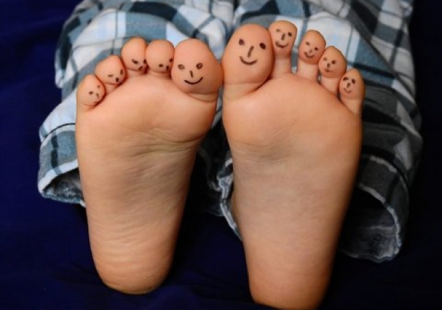 中年人保持足部健康應(yīng)該怎么做？